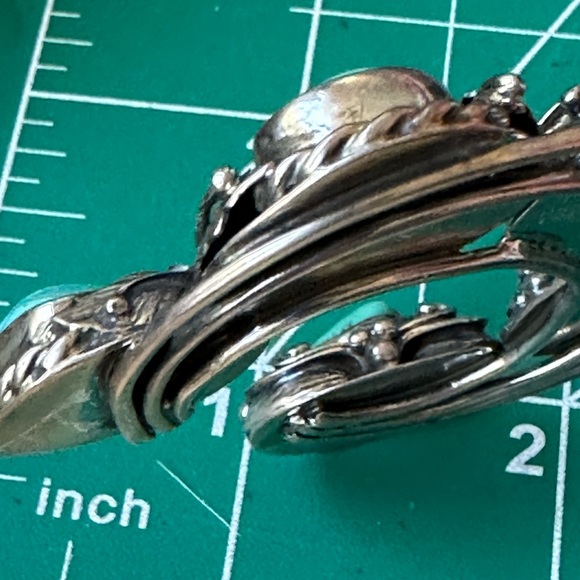 Sleeping beauty Southwestern naja sterling silver pendant - Picture 7 of 10